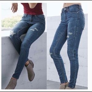 KENDALL +KYLIE DISTRESSED SKINNY MOTO JEANS